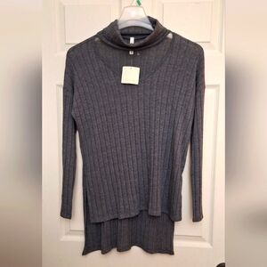 Orange Creek Gray Rib Knit Turtleneck Hi Low Open Neck Sweater Size Medium